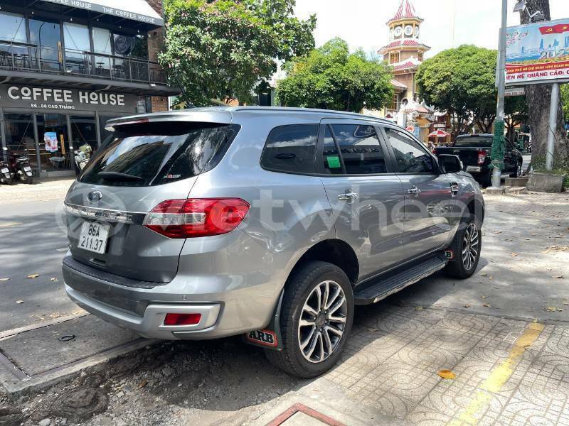 Big with watermark ford everest an giang huyen an phu 6330