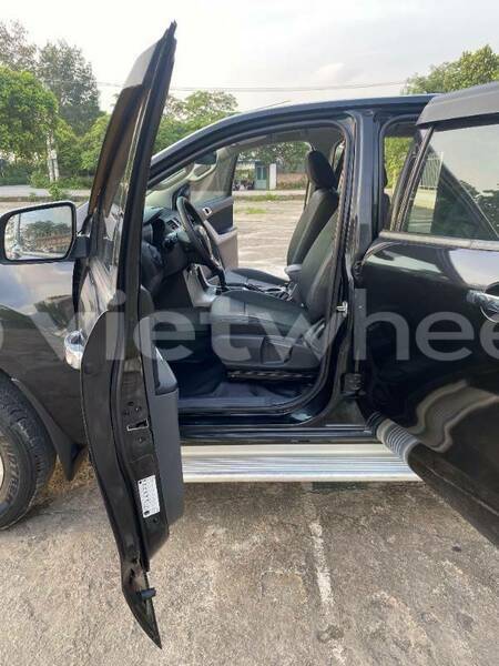 Big with watermark mazda bt 50 an giang huyen an phu 6386