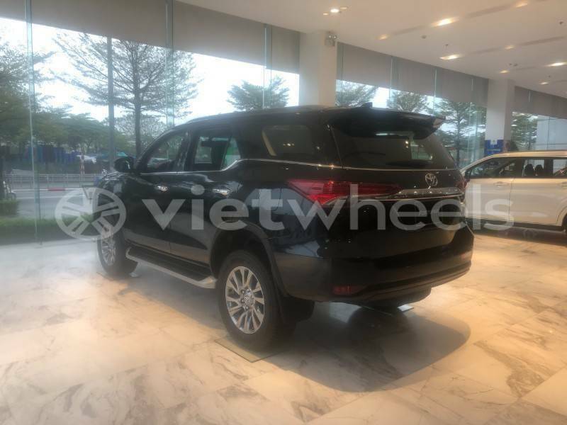 Big with watermark toyota fortuner an giang huyen an phu 6412