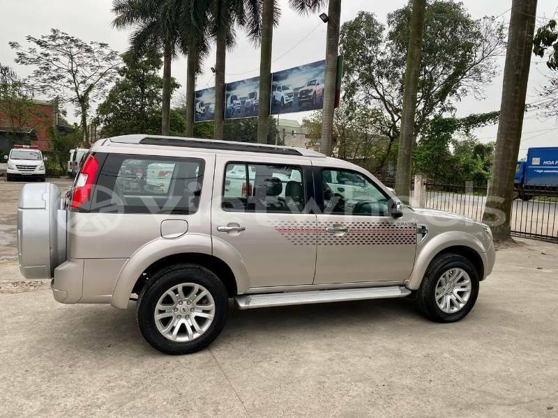 Big with watermark ford everest an giang huyen an phu 6425