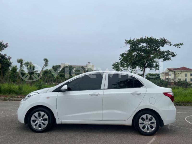 Big with watermark hyundai i10 an giang huyen an phu 6590