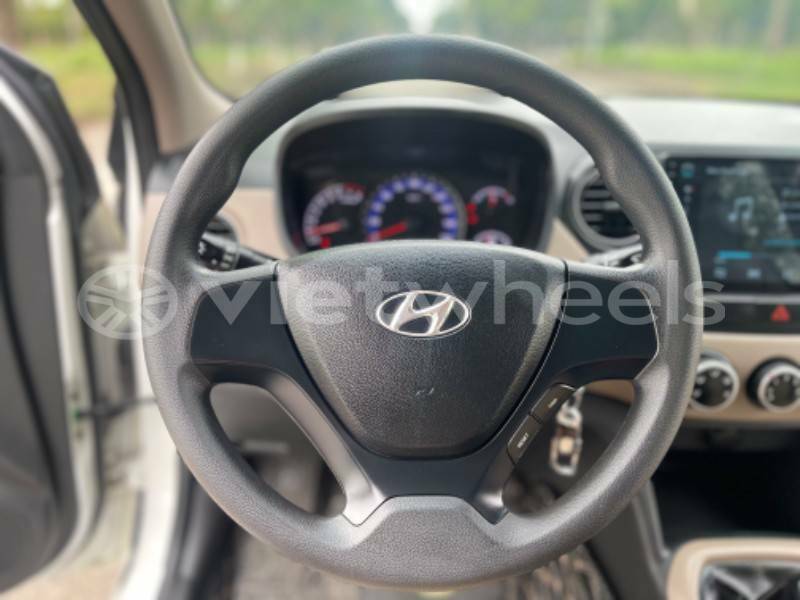 Big with watermark hyundai i10 an giang huyen an phu 6590