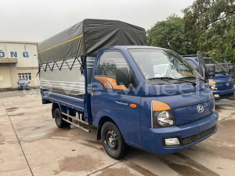 Big with watermark hyundai h100 an giang huyen an phu 6658