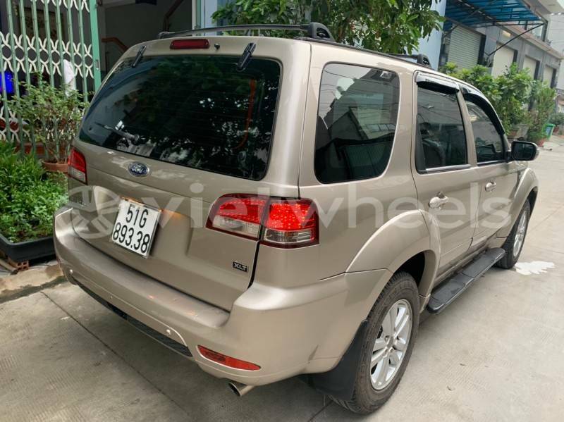 Big with watermark ford escape an giang huyen an phu 6706