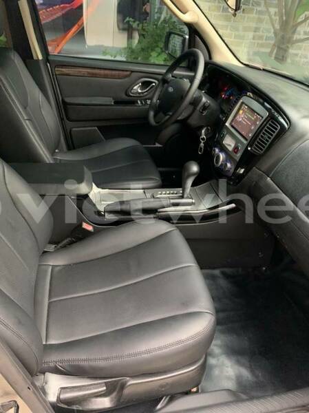 Big with watermark ford escape an giang huyen an phu 6706