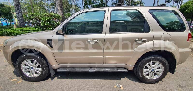 Big with watermark ford escape an giang huyen an phu 6728