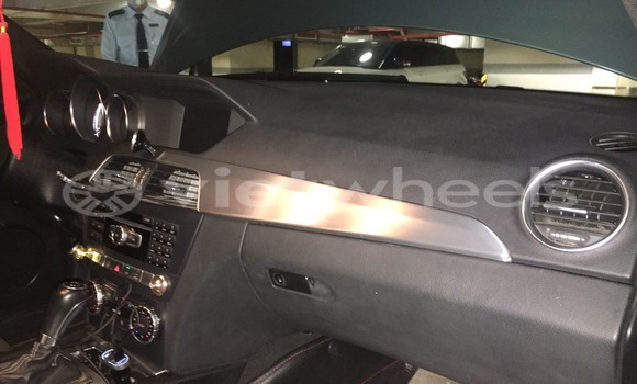 Buy Used Mercedes Benz C-Class Car Buy Used Mercedes Benz C-Class Car