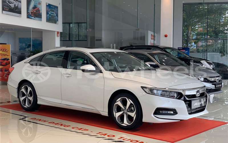 Big with watermark honda accord hanoi saigon 15156