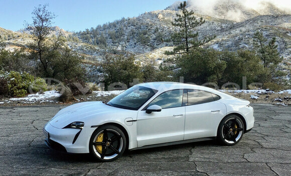 Buy Mới Porsche Taycan Xe ô tô