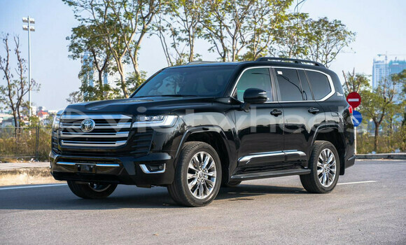 Buy Mới Toyota Land Cruiser Xe ô tô