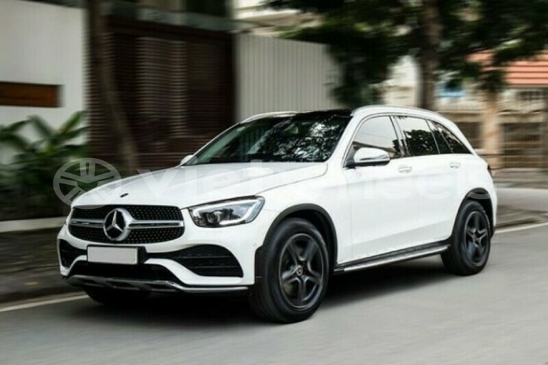 Big with watermark mercedes glc 300 4matic hanoi saigon 15237