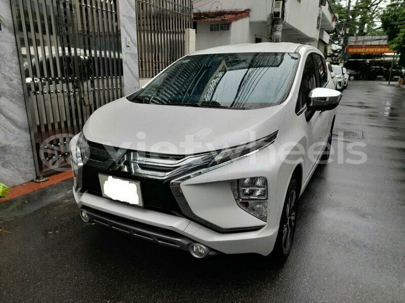 Big with watermark mitsubishi xpander hanoi saigon 15258