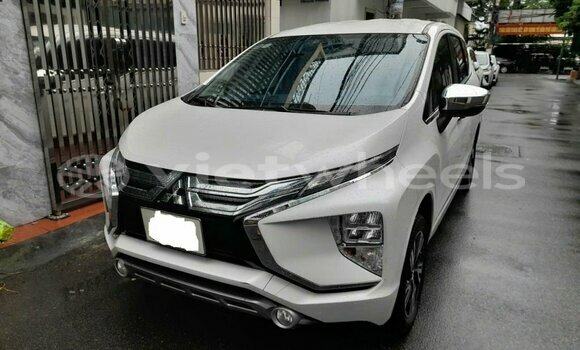 Buy Used Mitsubishi Xpander Car