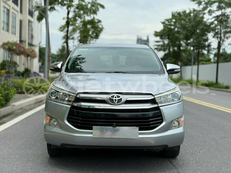 Big with watermark toyota innova hanoi saigon 15306