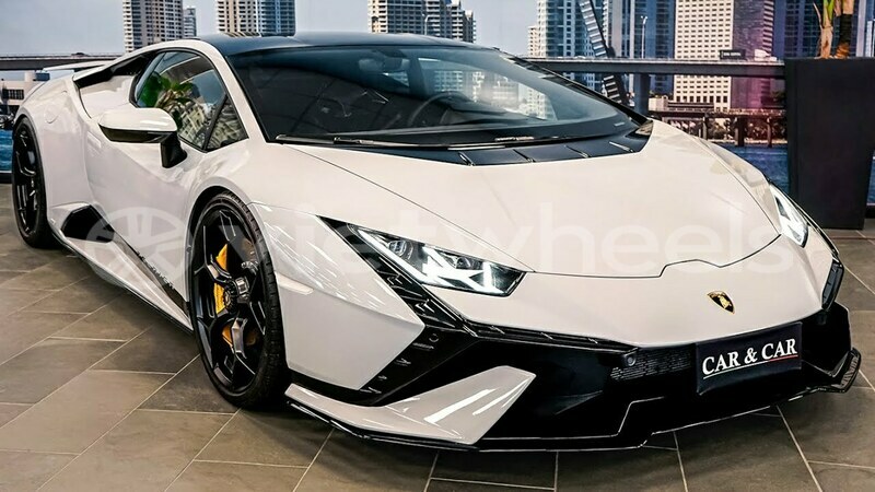Big with watermark lamborghini huracan hanoi saigon 16358