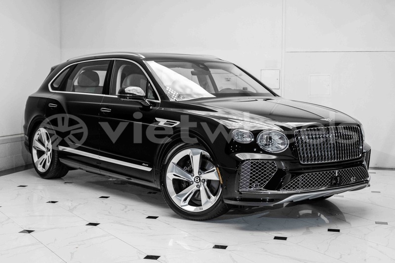 Big with watermark bentley bentayga hanoi saigon 16367