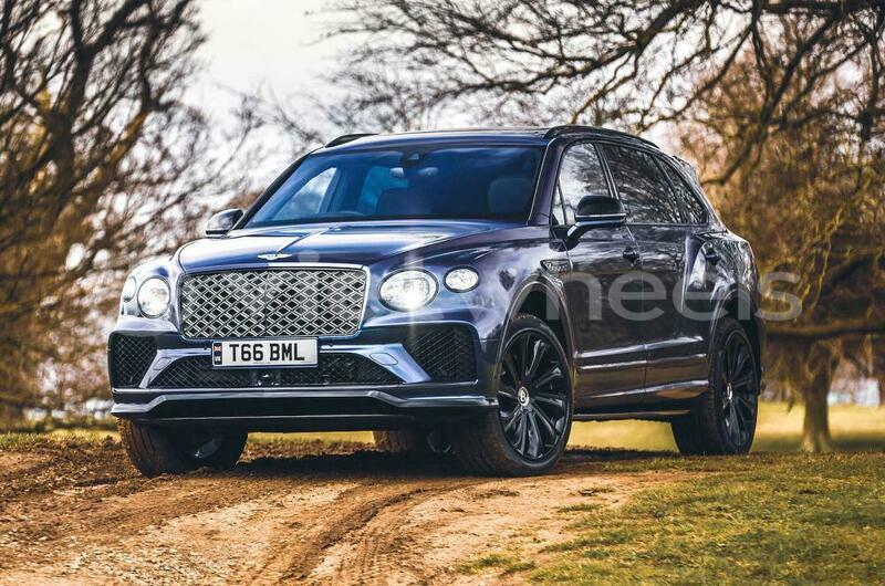 Big with watermark bentley bentayga hanoi saigon 16368