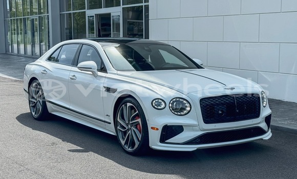 Buy Mới Bentley Flying Spur Xe ô tô