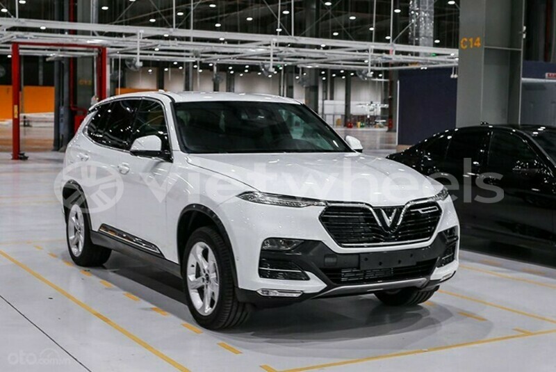 Big with watermark vinfast lux hanoi saigon 16392