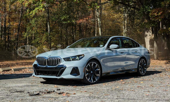 Buy Mới BMW BMW 5 Series Xe ô tô