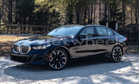 Buy Mới BMW BMW 5 Series Xe ô tô Buy Mới BMW BMW 5 Series Xe ô tô