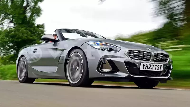 Big with watermark bmw bmw z4 hanoi saigon 16418