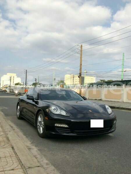 Big with watermark porsche panamera hanoi saigon 16459
