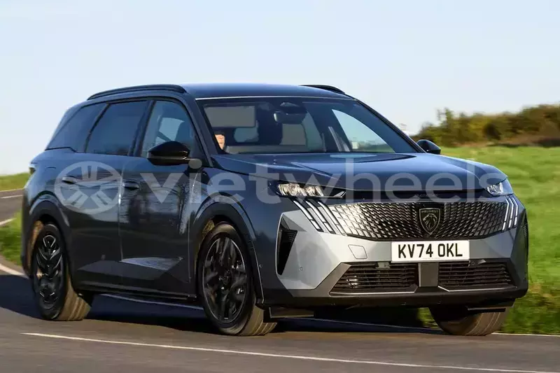 Big with watermark peugeot 5008 hanoi saigon 16733