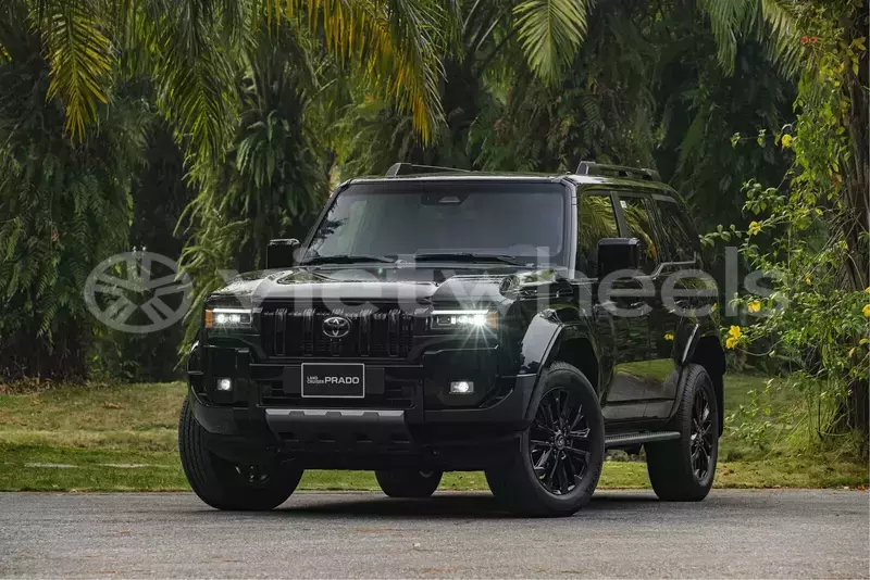 Big with watermark toyota land cruiser prado hanoi saigon 16790