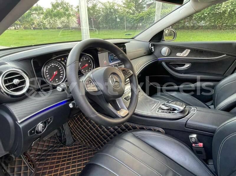 Big with watermark mercedes benz e class tinh lam gjong gjam rong 37118