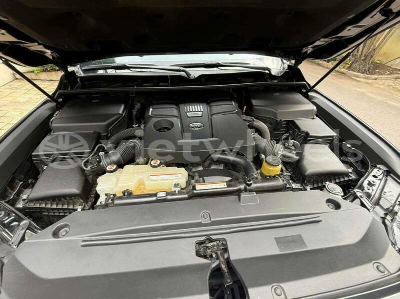 Big with watermark toyota land cruiser tinh hung yen huyen an thi 37128