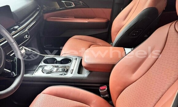 Buy Used KIA Carnival Car Buy Used KIA Carnival Car