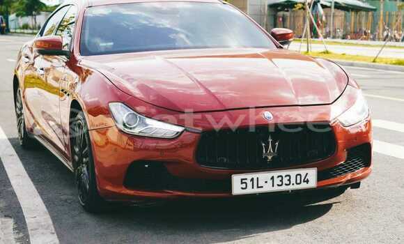 Mua Đã sử dụng Masarati Ghibli Xe ô tô