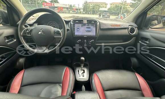 Mua Đã sử dụng Mitsubishi Attrage Xe ô tô Mua Đã sử dụng Mitsubishi Attrage Xe ô tô