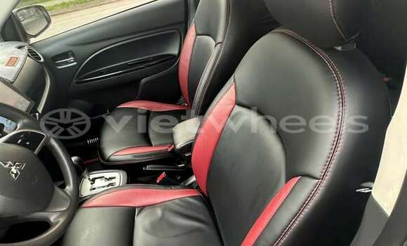 Mua Đã sử dụng Mitsubishi Attrage Xe ô tô Mua Đã sử dụng Mitsubishi Attrage Xe ô tô