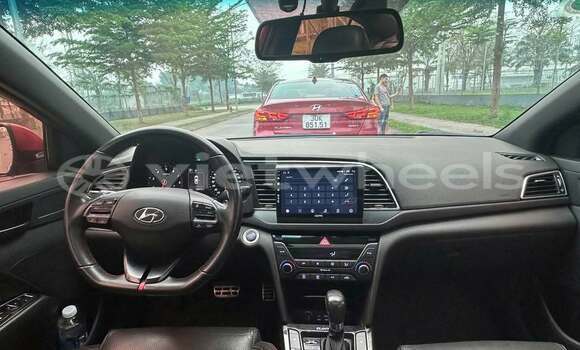 Mua Đã sử dụng Hyundai Elantra Xe ô tô Mua Đã sử dụng Hyundai Elantra Xe ô tô