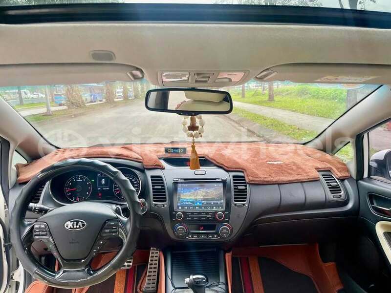 Big with watermark kia cerato tinh lam gjong gjam rong 37173