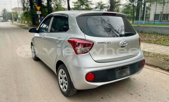 Mua Đã sử dụng Hyundai i10 Xe ô tô Mua Đã sử dụng Hyundai i10 Xe ô tô