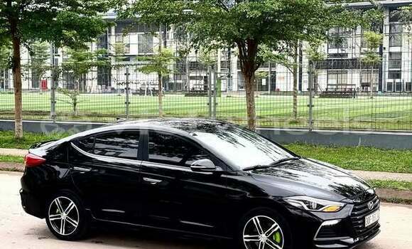 Mua Đã sử dụng Hyundai Elantra Xe ô tô Mua Đã sử dụng Hyundai Elantra Xe ô tô