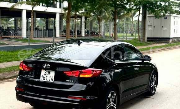 Mua Đã sử dụng Hyundai Elantra Xe ô tô Mua Đã sử dụng Hyundai Elantra Xe ô tô