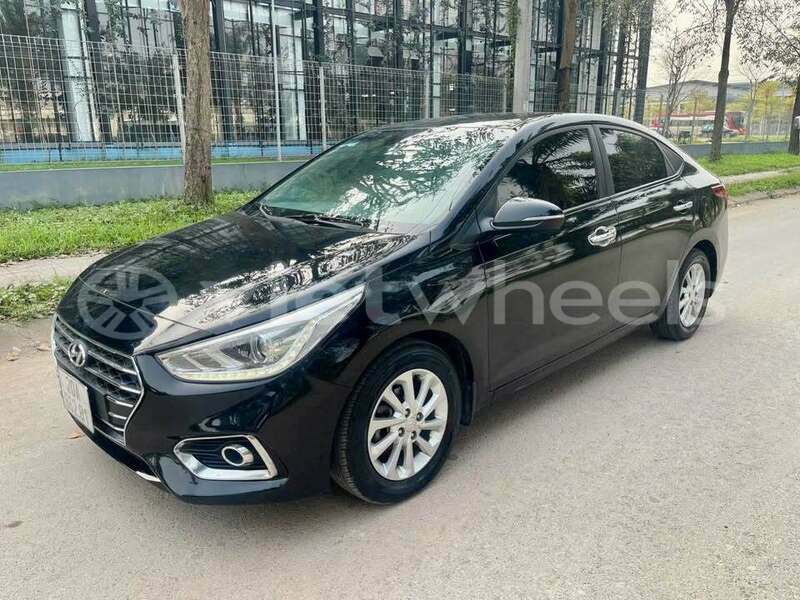 Big with watermark hyundai accent hanoi saigon 37180