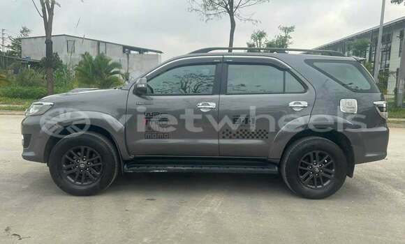 Mua Đã sử dụng Toyota Fortuner Xe ô tô Mua Đã sử dụng Toyota Fortuner Xe ô tô