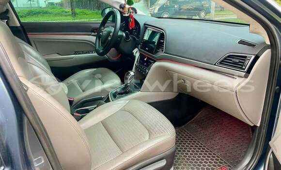 Mua Đã sử dụng Hyundai Elantra Xe ô tô Mua Đã sử dụng Hyundai Elantra Xe ô tô