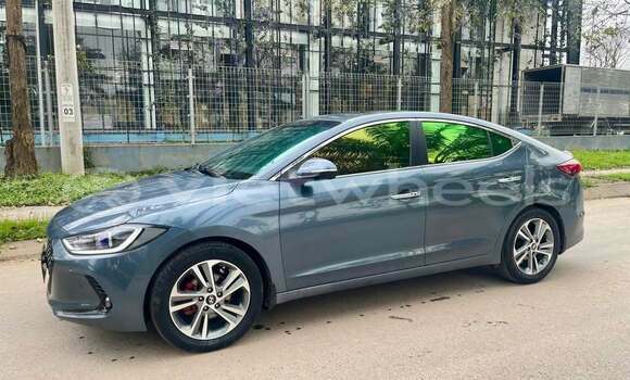 Mua Đã sử dụng Hyundai Elantra Xe ô tô Mua Đã sử dụng Hyundai Elantra Xe ô tô