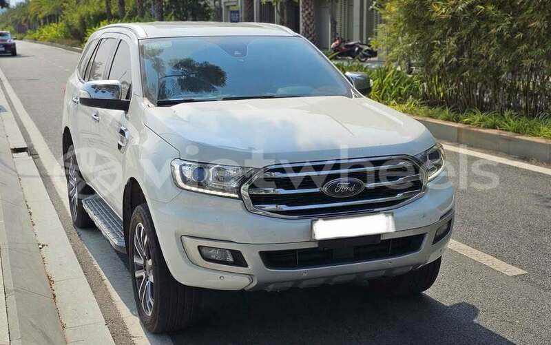 Big with watermark ford everest tinh lam gjong gjam rong 37189