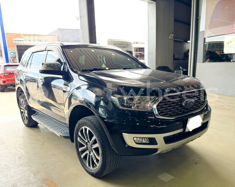 Big with watermark ford everest tinh lam gjong gjam rong 37198