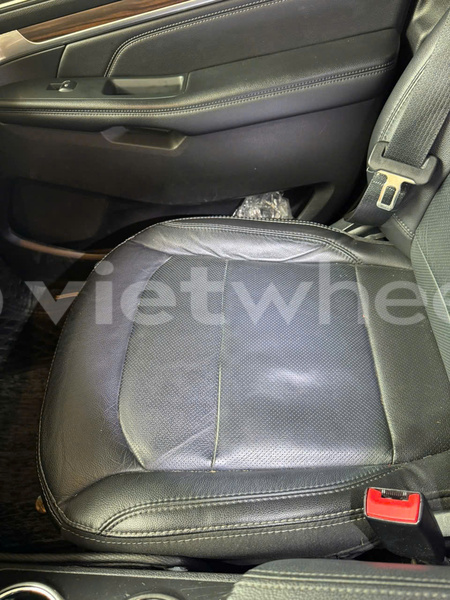 Big with watermark ford explorer an giang huyen an phu 37200