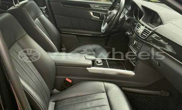 Mua Đã sử dụng Mercedes Benz E-Class Xe ô tô Mua Đã sử dụng Mercedes Benz E-Class Xe ô tô