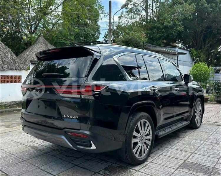 Big with watermark lexus lx600 tinh lam gjong gjam rong 37221