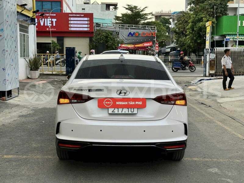 Big with watermark hyundai accent an giang huyen an phu 37230